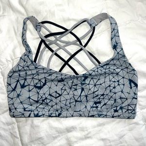 Lululemon Free to Be Wild Bra size 6